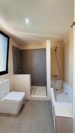 8-e64a9055bba3e77ac8aca3b893cdf826