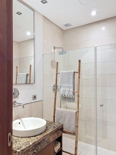 Image No.21-2 Bed Apartment for sale