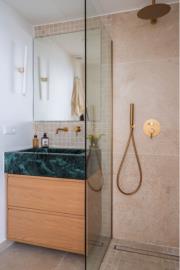 11-20939a0134ad724a8cb2a801094d15a4