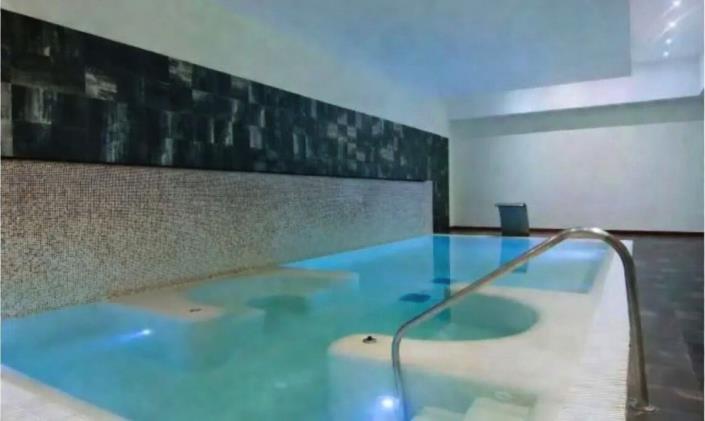 Image No.12-2 Bed Apartment for sale