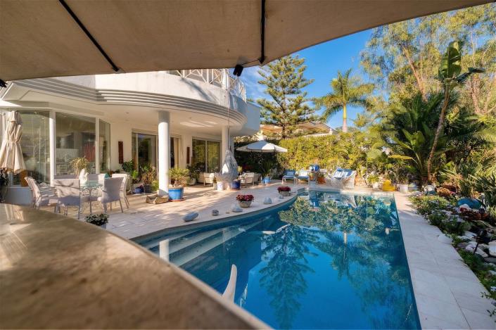 Image No.9-3 Bed Villa for sale