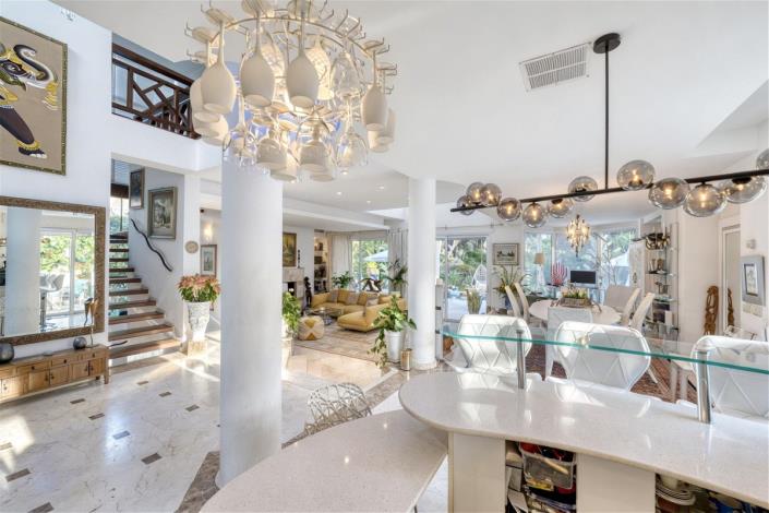 Image No.38-3 Bed Villa for sale