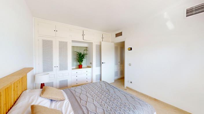 Image No.9-2 Bed Apartment for sale