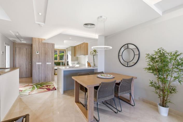 Image No.6-3 Bed Townhouse for sale