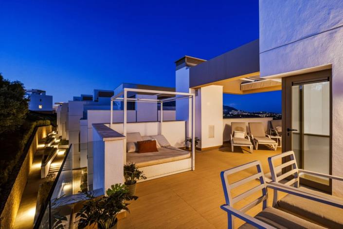 Image No.40-3 Bed Townhouse for sale