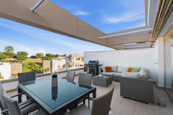 Image No.45-3 Bed Townhouse for sale