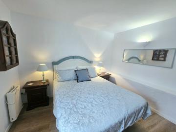 10-bb915d1cb19341576dcdc994b81ab9c5