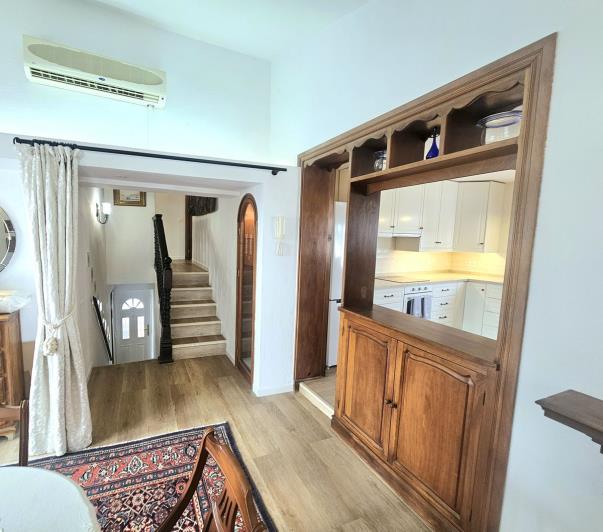 Image No.19-2 Bed Semi-Detached for sale