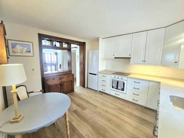 Image No.21-2 Bed Semi-Detached for sale