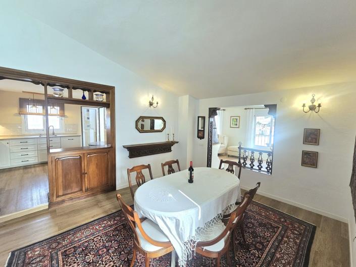 Image No.26-2 Bed Semi-Detached for sale