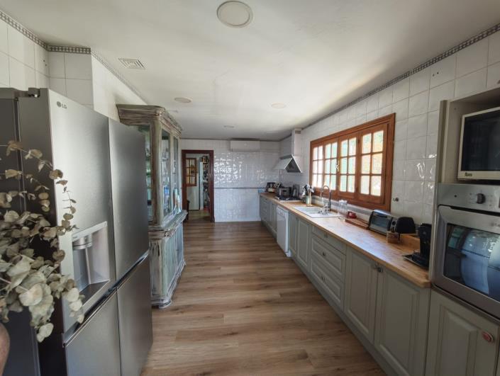 Image No.11-4 Bed Villa for sale