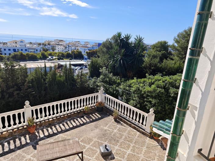 Image No.26-4 Bed Villa for sale