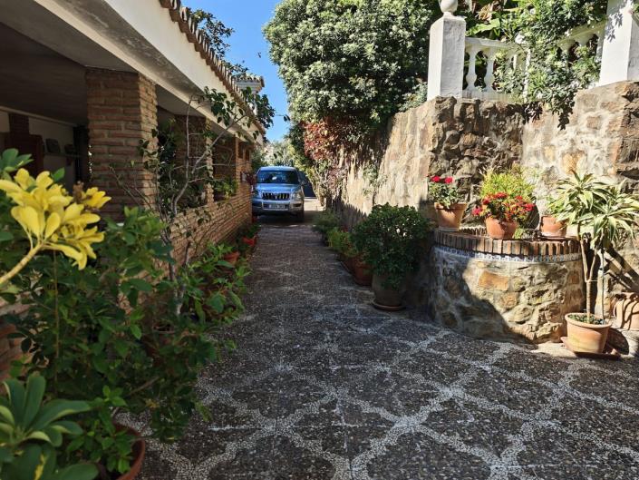 Image No.34-4 Bed Villa for sale