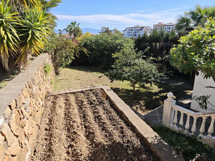 Image No.33-4 Bed Villa for sale