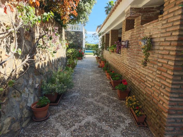 Image No.35-4 Bed Villa for sale