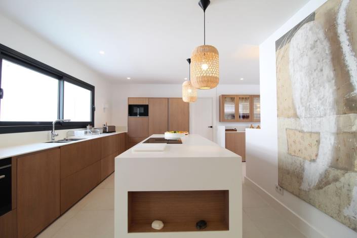 Image No.4-7 Bed Villa for sale