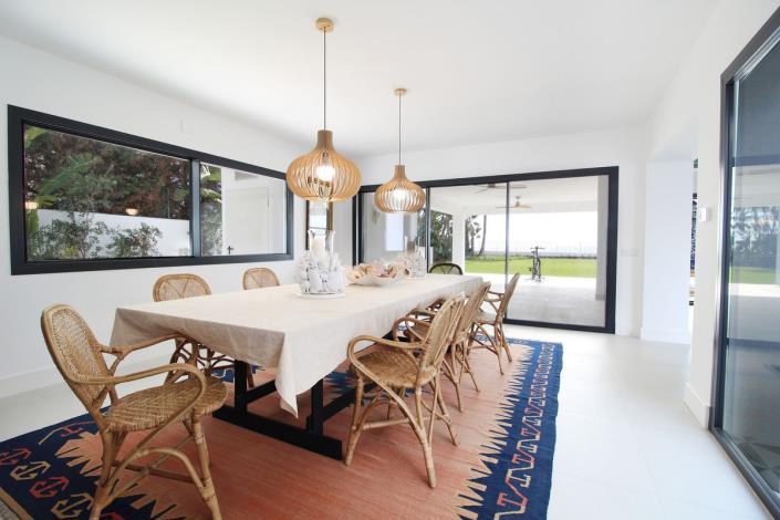 Image No.9-7 Bed Villa for sale