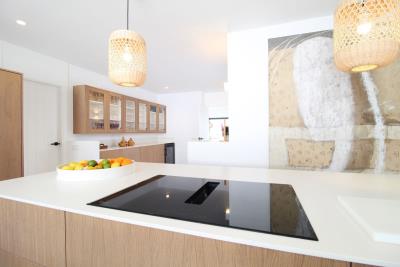 11-20939a0134ad724a8cb2a801094d15a4