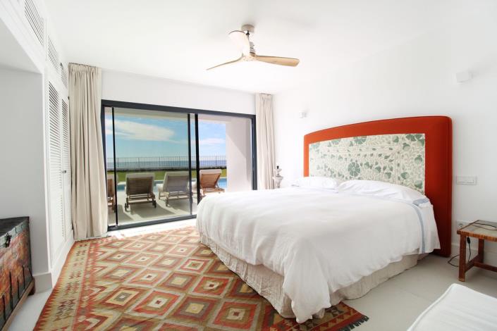 Image No.17-7 Bed Villa for sale