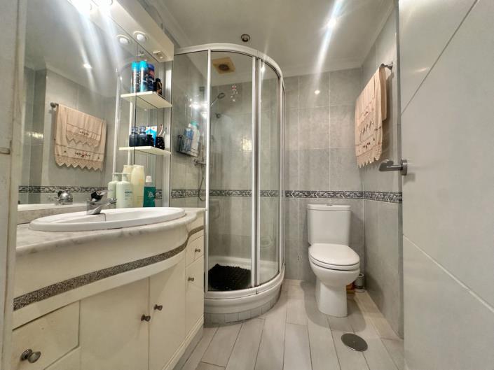 Image No.15-2 Bed Apartment for sale