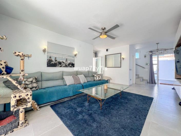 Image No.5-3 Bed Villa for sale