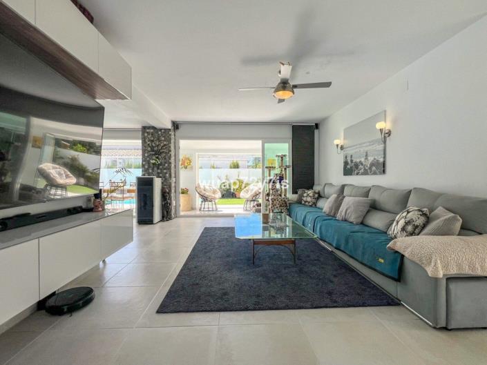 Image No.7-3 Bed Villa for sale