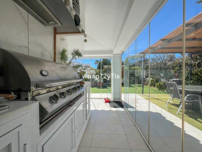 Image No.15-3 Bed Villa for sale