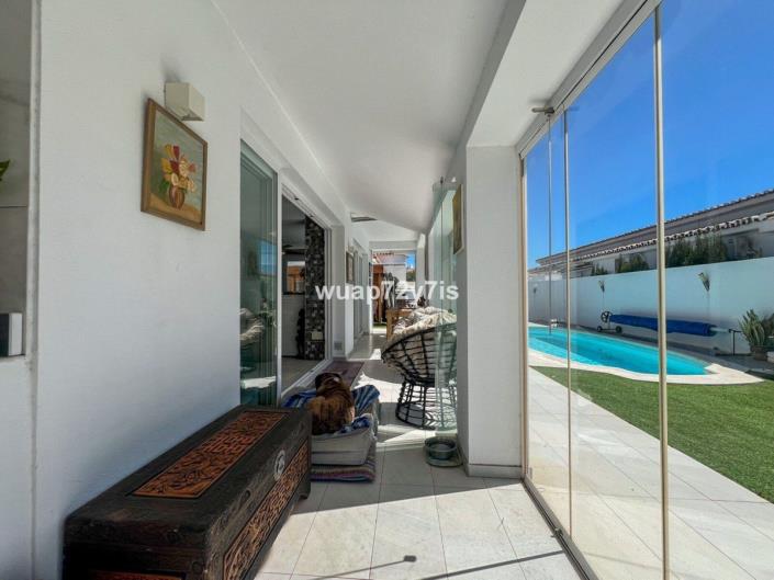 Image No.17-3 Bed Villa for sale