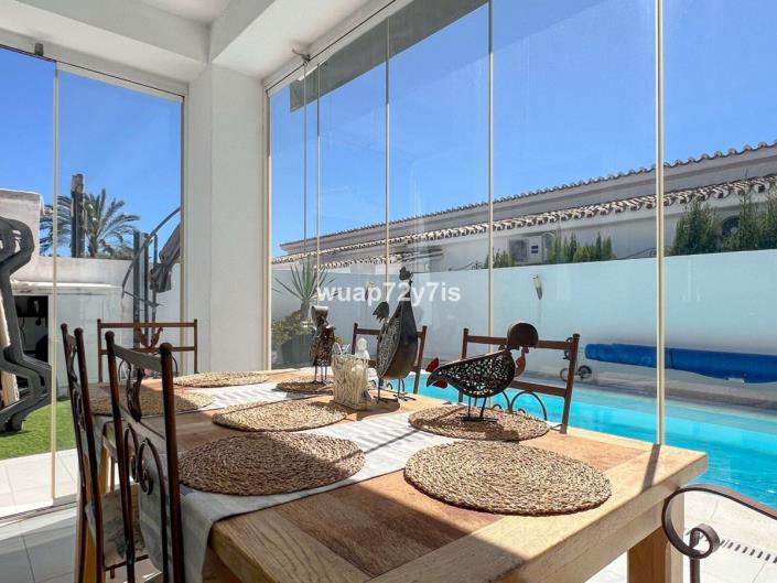 Image No.19-3 Bed Villa for sale