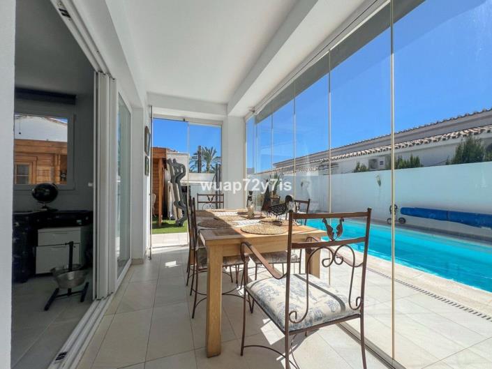 Image No.18-3 Bed Villa for sale