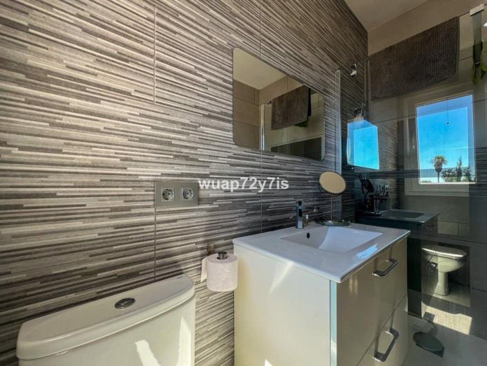 Image No.33-3 Bed Villa for sale