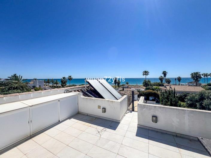 Image No.43-3 Bed Villa for sale