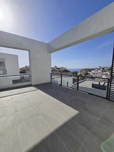 Image No.8-3 Bed Semi-Detached for sale