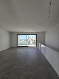 11-20939a0134ad724a8cb2a801094d15a4