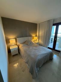 12-53013098fcab6c38b1379cd33298e050