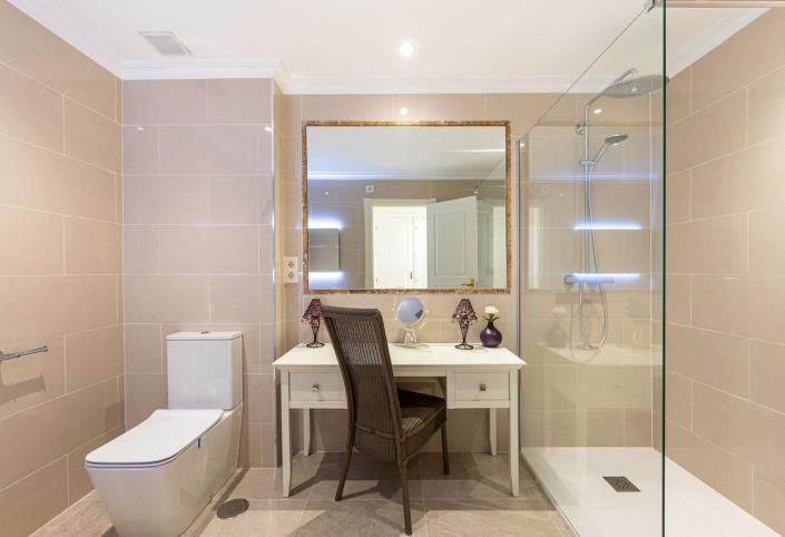 Image No.16-2 Bed Apartment for sale