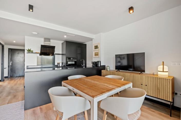 Image No.7-3 Bed Apartment for sale