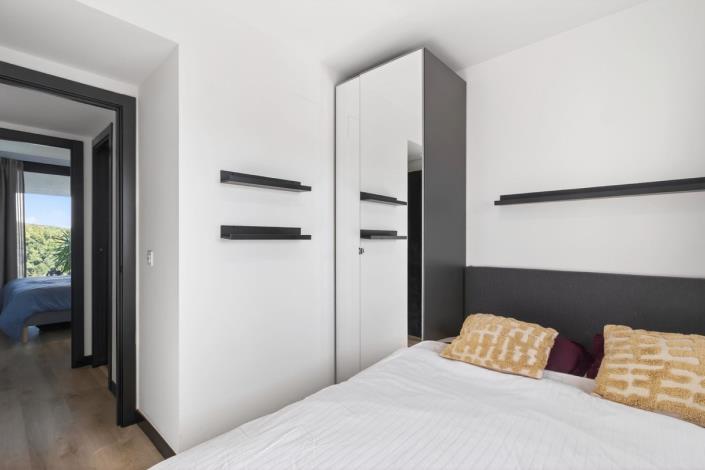 Image No.22-3 Bed Apartment for sale