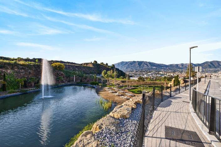 Image No.29-3 Bed Apartment for sale