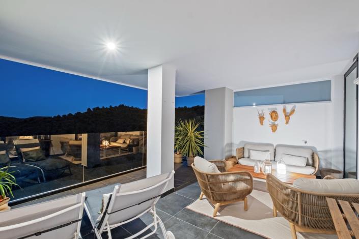 Image No.40-3 Bed Apartment for sale