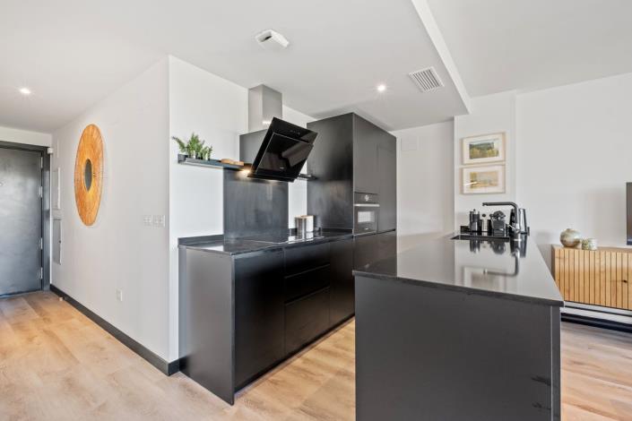 Image No.39-3 Bed Apartment for sale