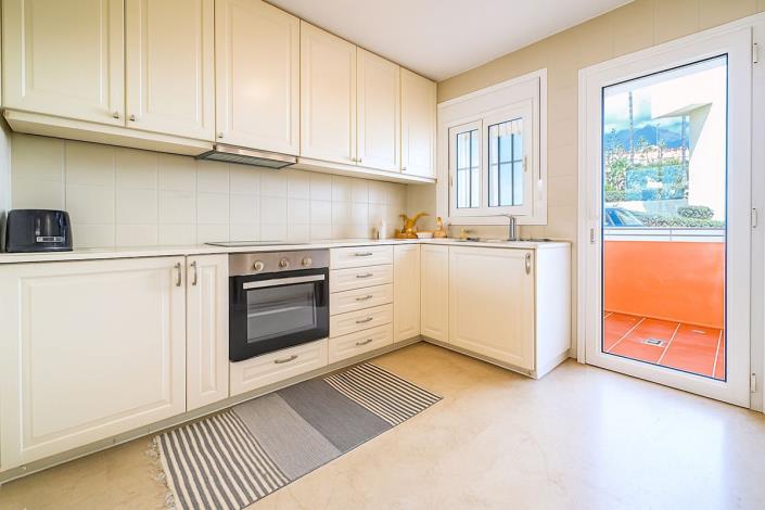 Image No.7-3 Bed Townhouse for sale