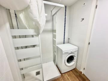 11-20939a0134ad724a8cb2a801094d15a4