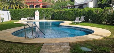 10-bb915d1cb19341576dcdc994b81ab9c5