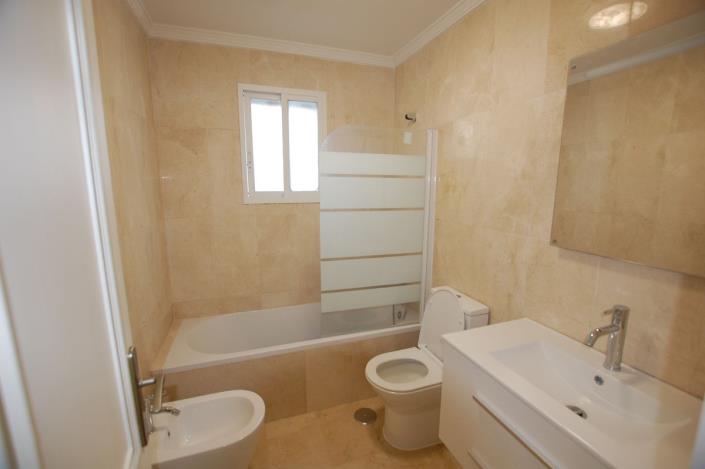 Image No.23-2 Bed Apartment for sale