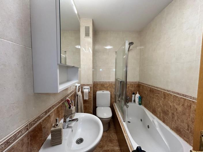 Image No.4-2 Bed Apartment for sale