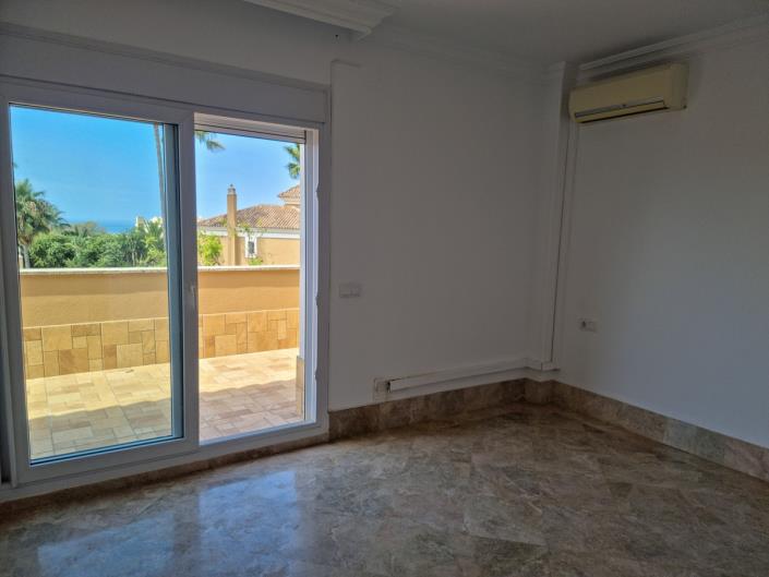 Image No.6-Jumelé de 3 chambres à vendre à Marbella