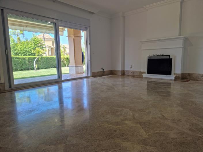 Image No.9-Jumelé de 3 chambres à vendre à Marbella