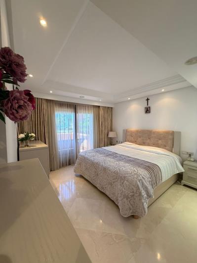 Image No.11-3 Bed Apartment for sale