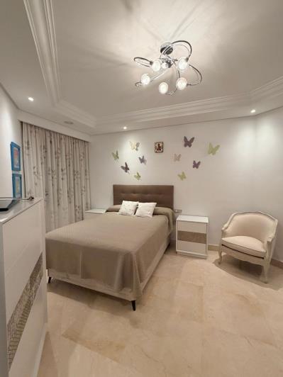 Image No.14-3 Bed Apartment for sale